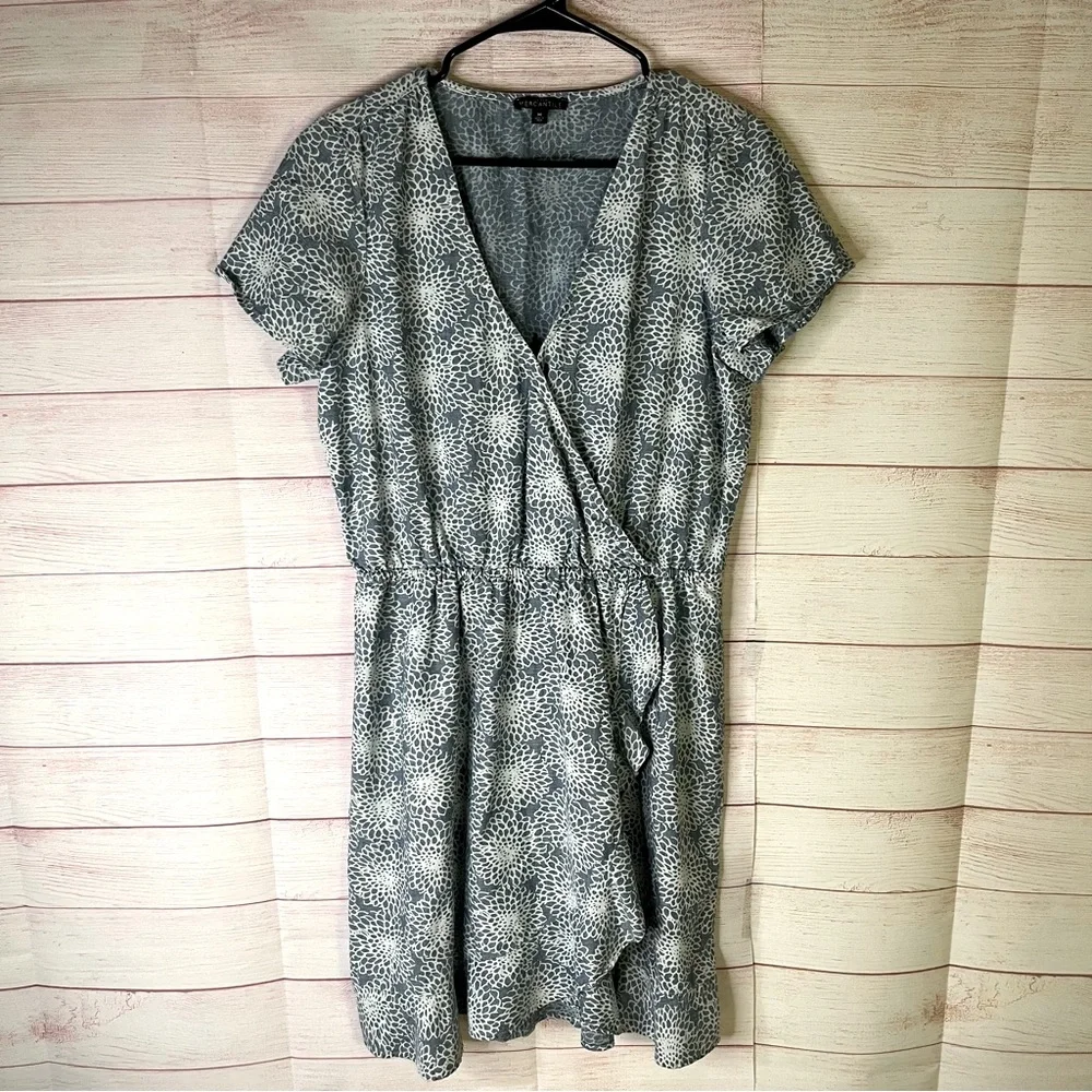 J. Crew‎ Mercantile Cotton Blue Faux Wrap Ruffle  Dress Size Medium